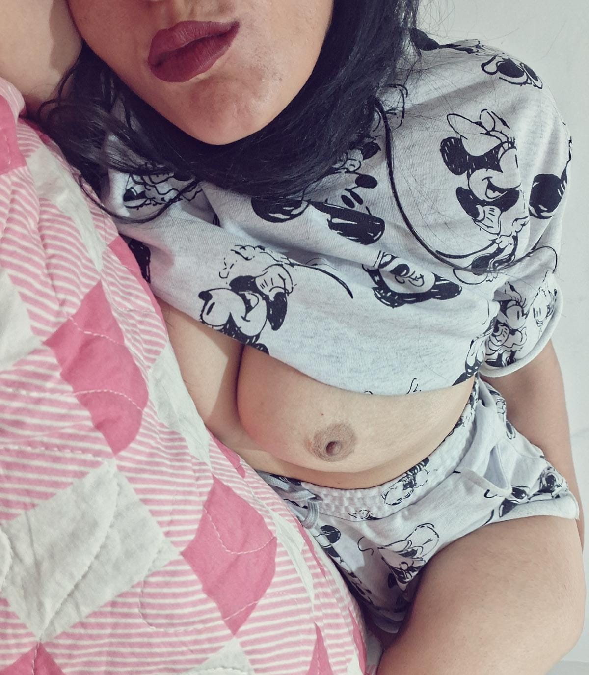 İRİ MEMELİ ESMER HATUN