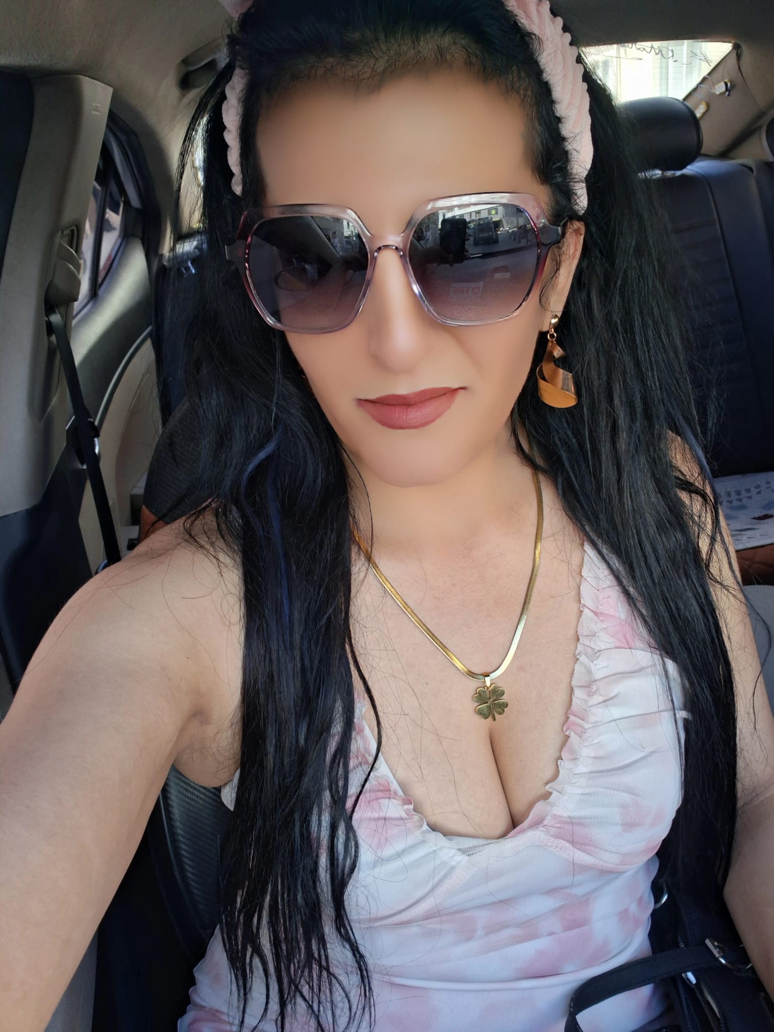İRİ MEMELİ ESMER HATUN